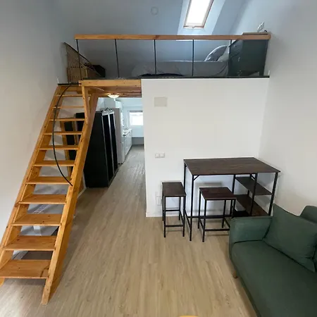 Centrico Estudio Muralla Romana Apartman *