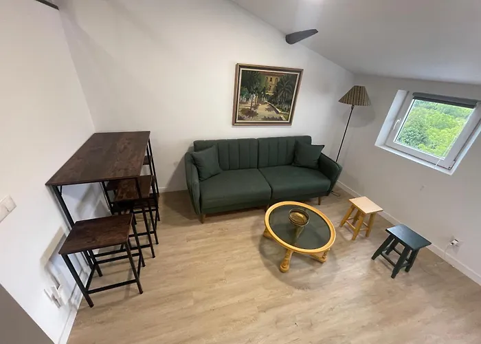 Centrico Estudio Muralla Romana Lugo